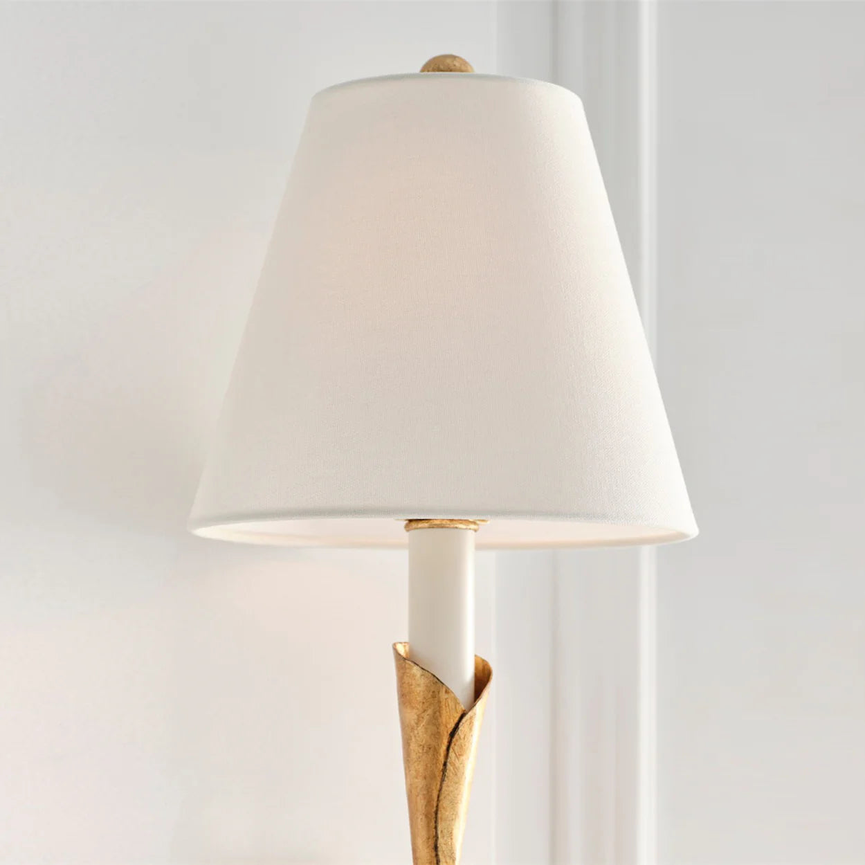 Aiden Tail Sconce