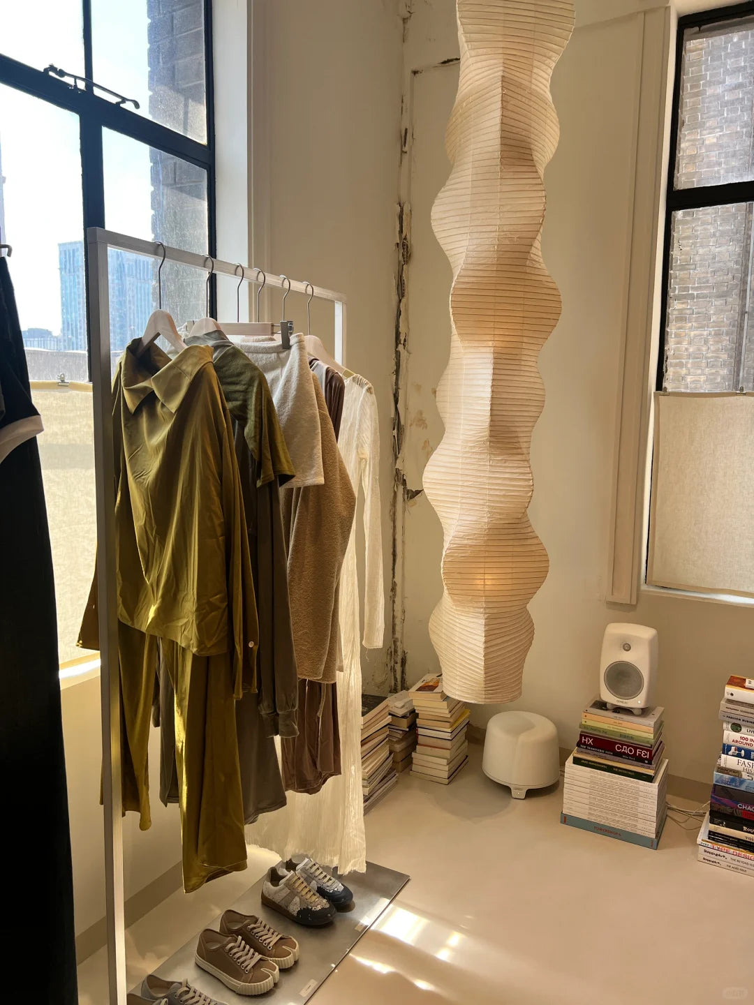 Akari B Pendant Lamp