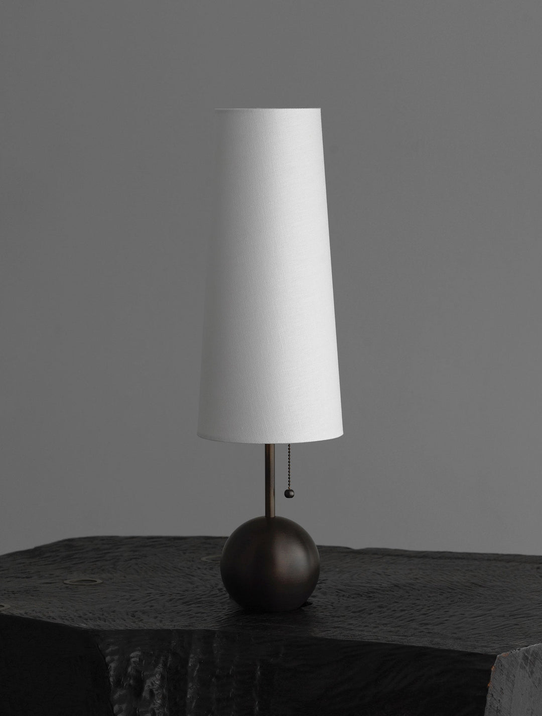 Bola Table Lamp