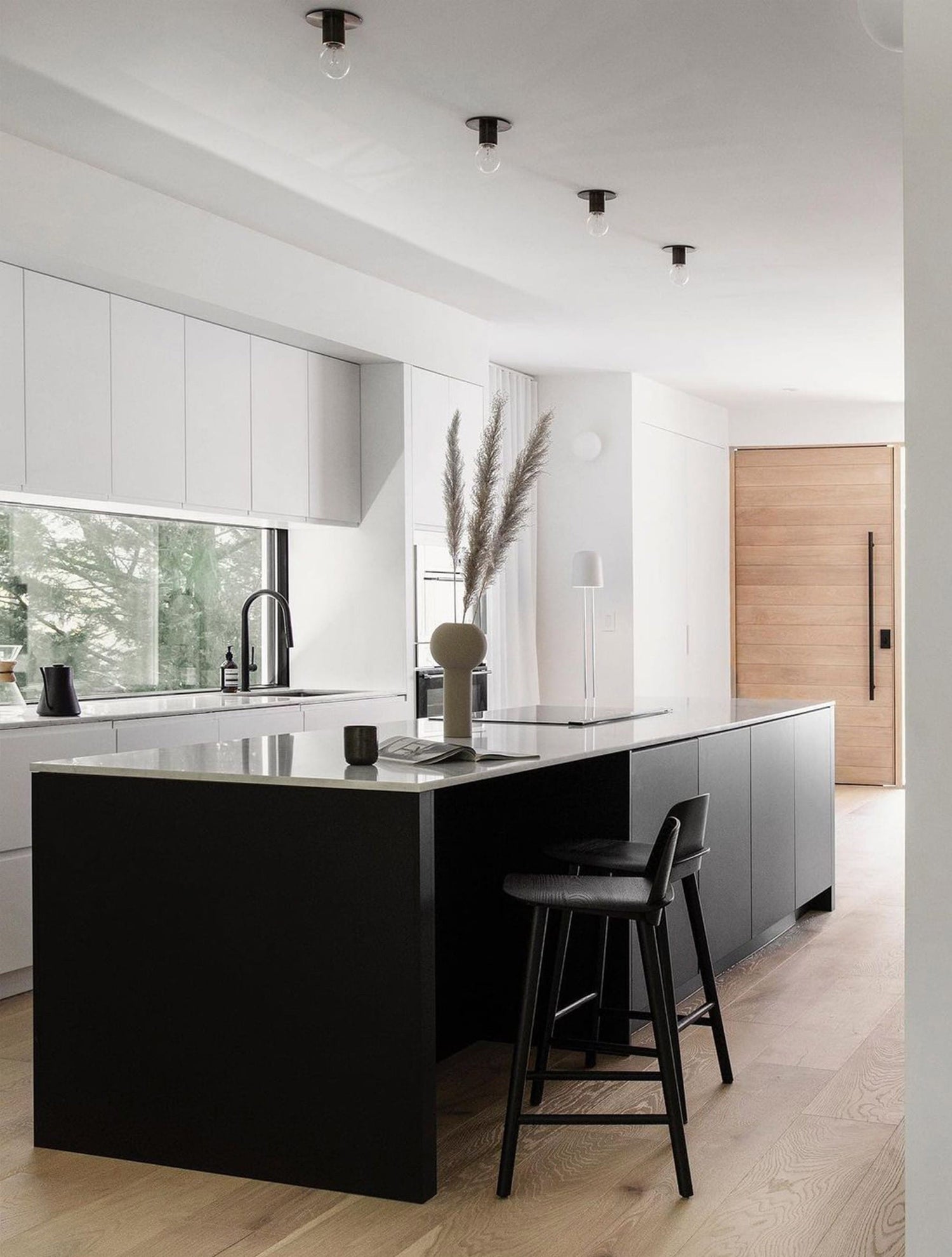 Brass Minimalist Sconce