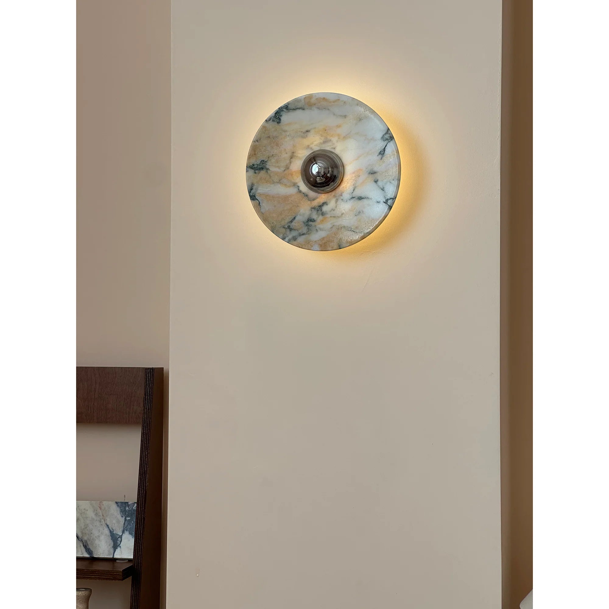 Calacatta Oro Round Sconce