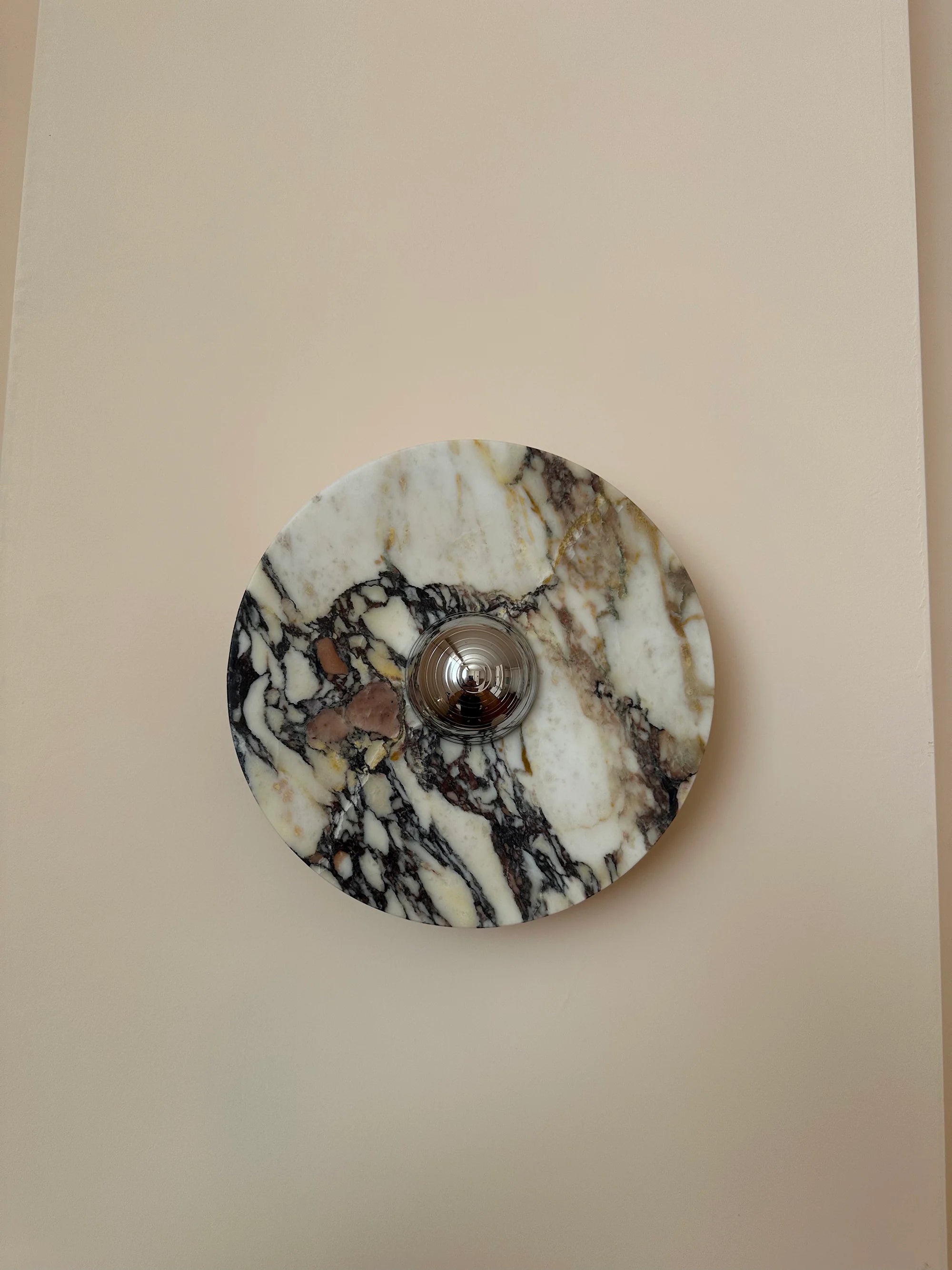 Calacatta Oro Round Sconce