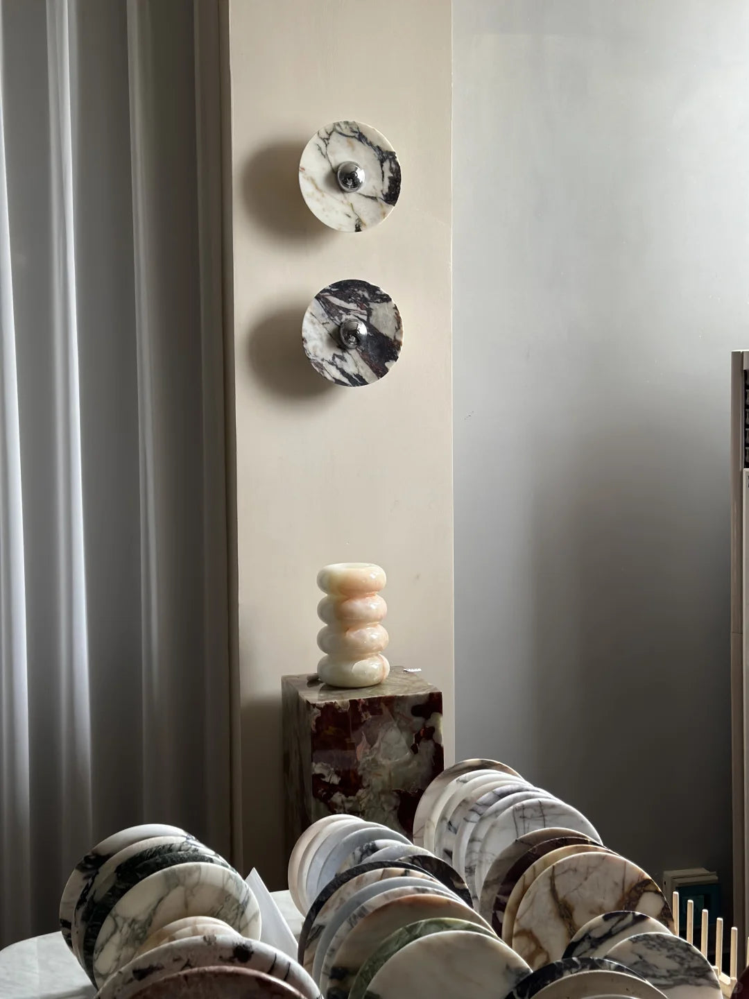 Calacatta Oro Round Sconce