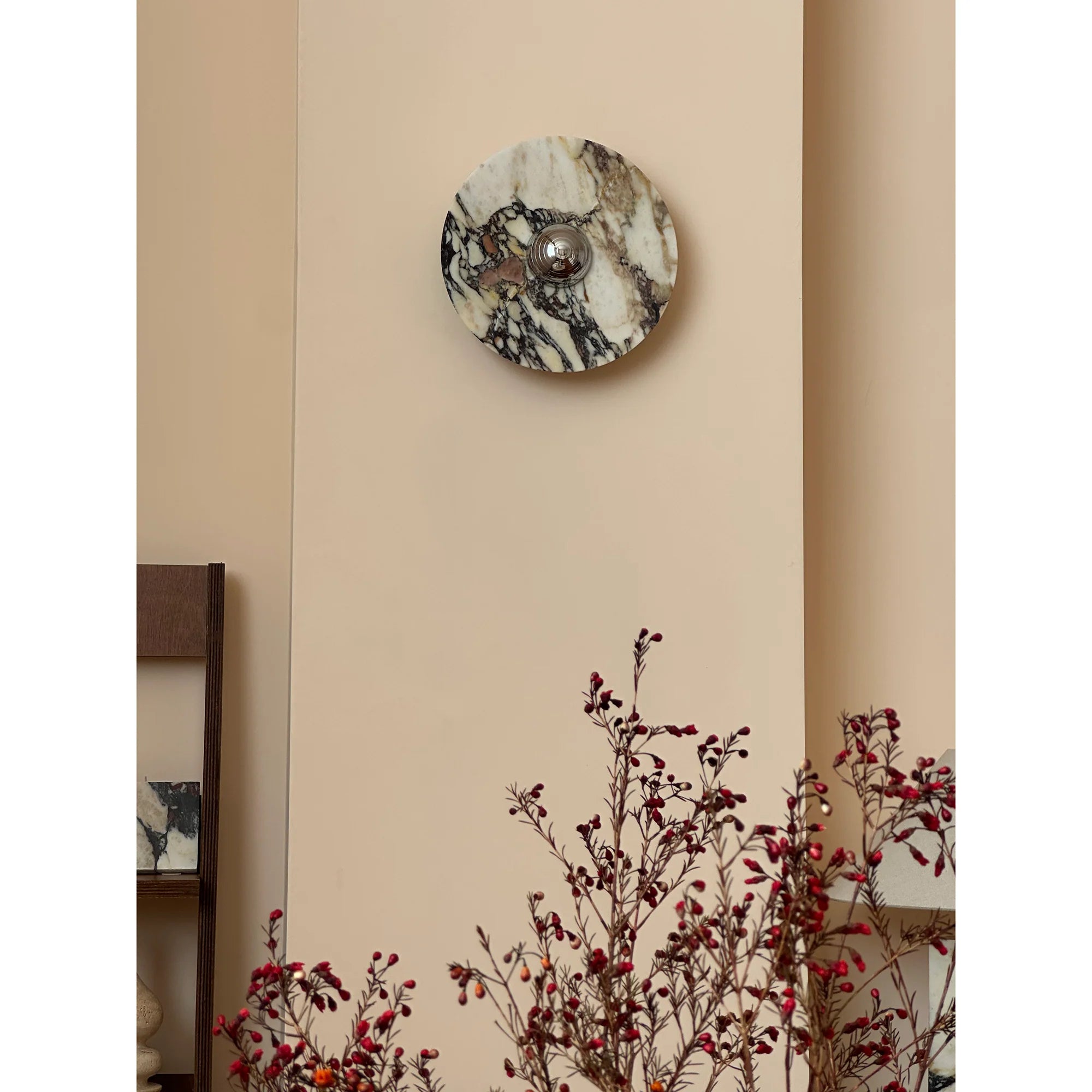 Calacatta Oro Round Sconce