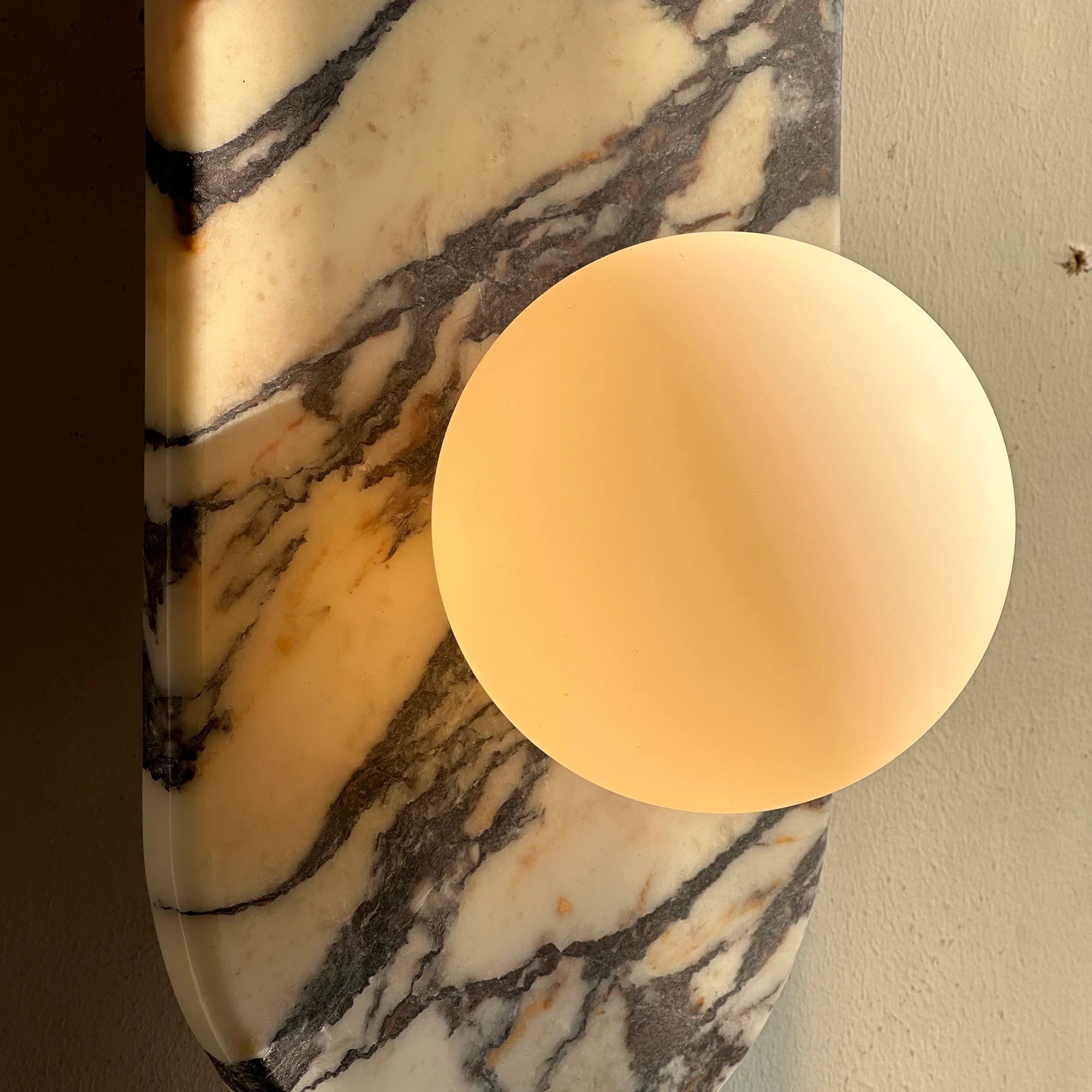 Calacatta Wall Sconce Elongated