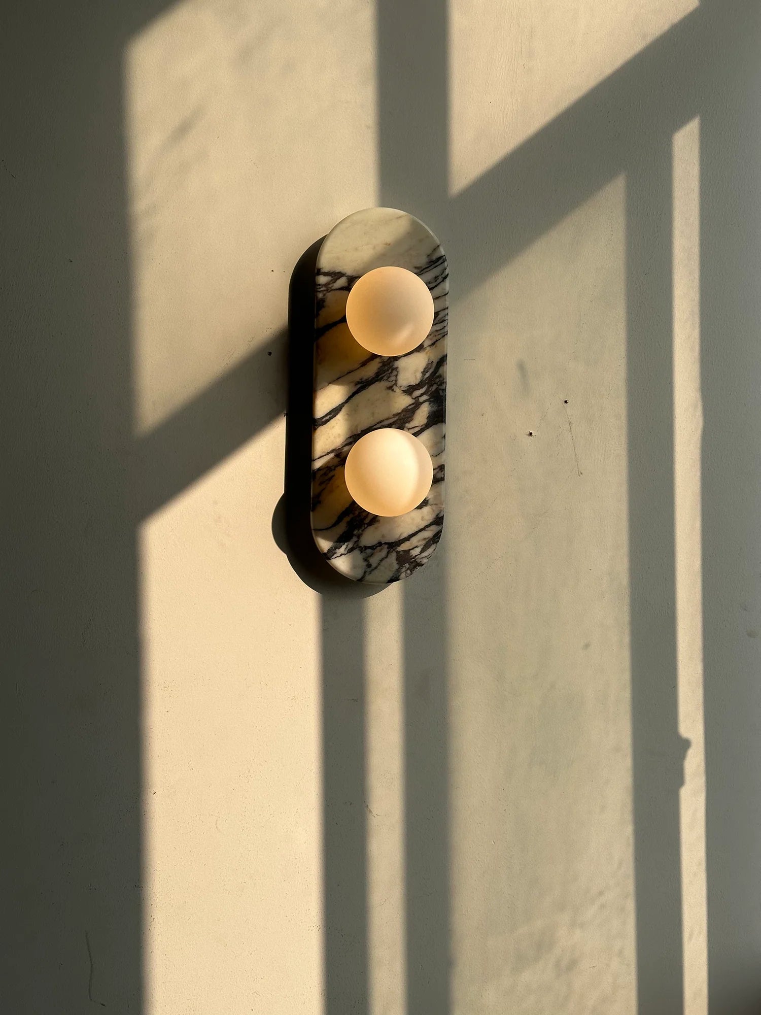 Calacatta Wall Sconce Elongated