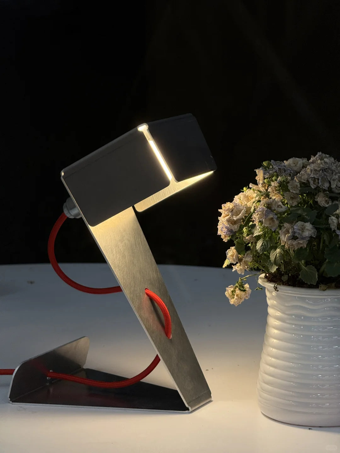 Cobra Table Lamp