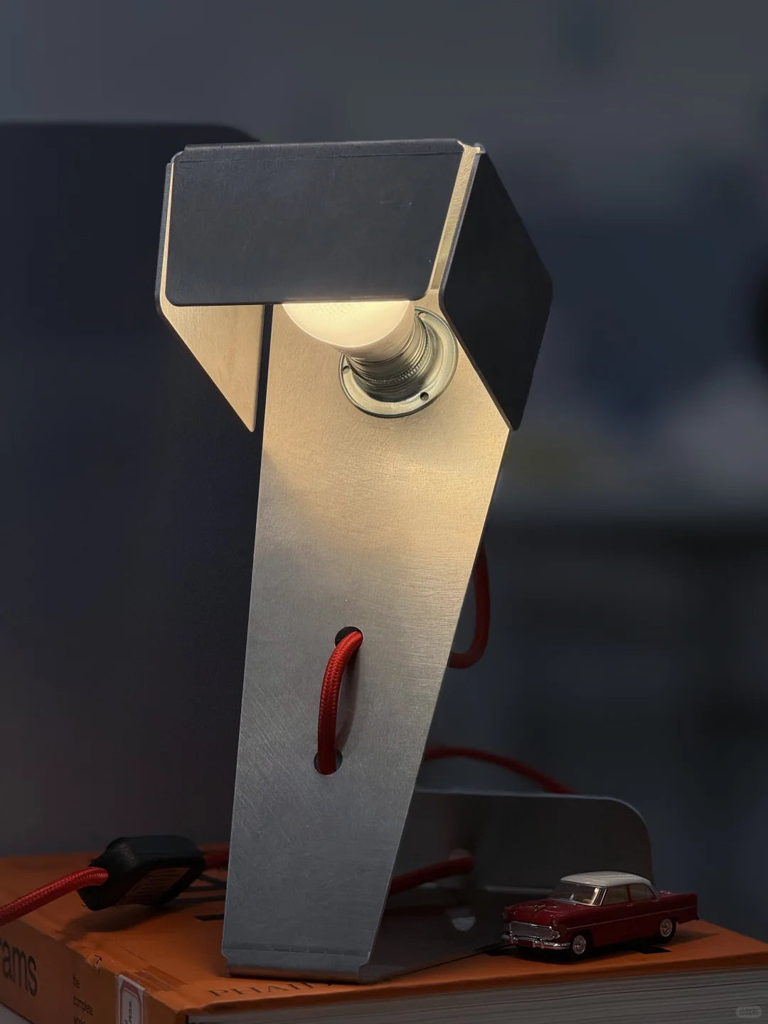Cobra Table Lamp
