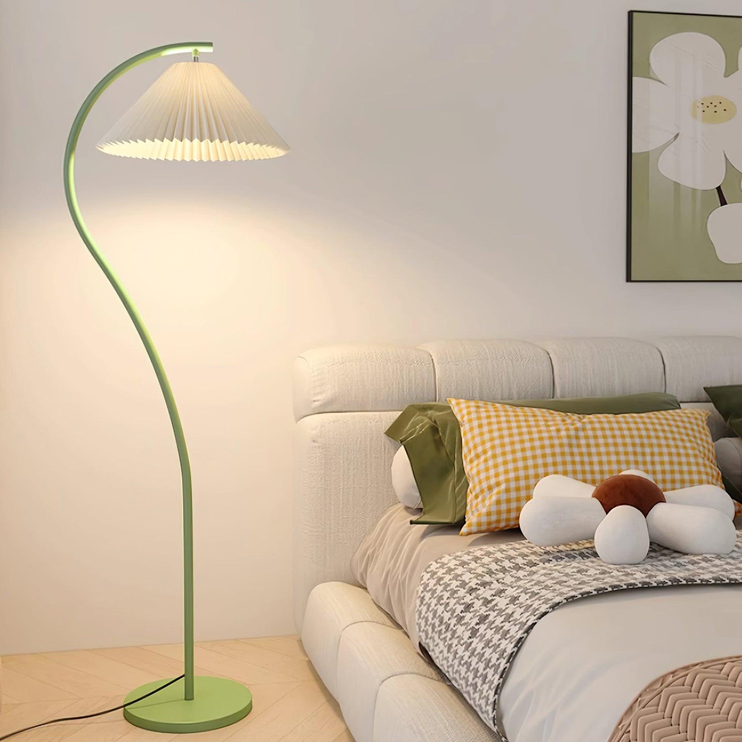 Delnoce Floor Lamp