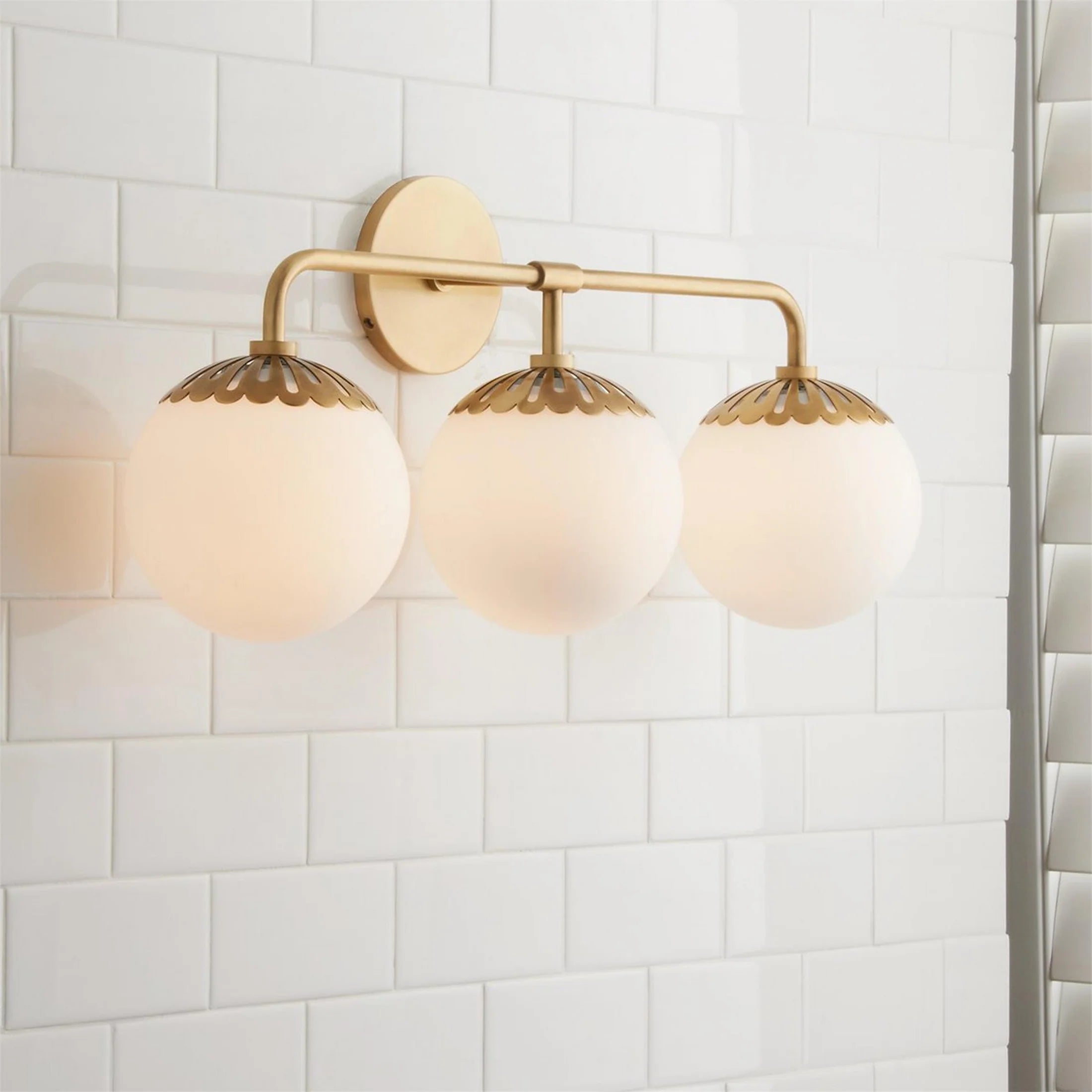 Dewdrop Globe Sconce