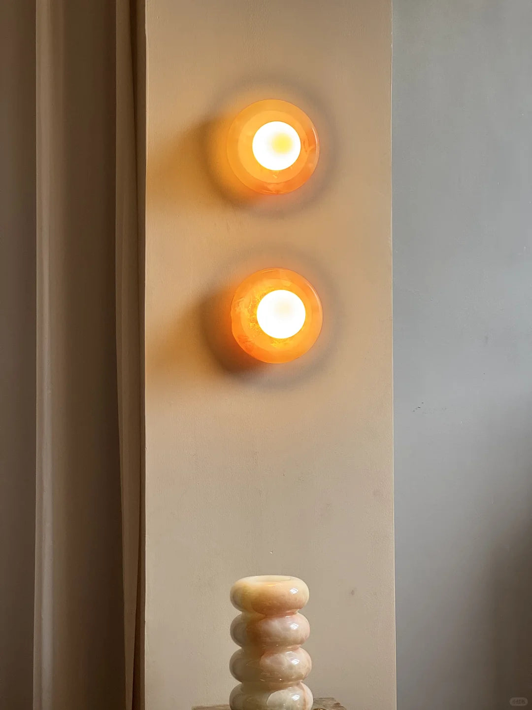 Gravure Onyx Sconce