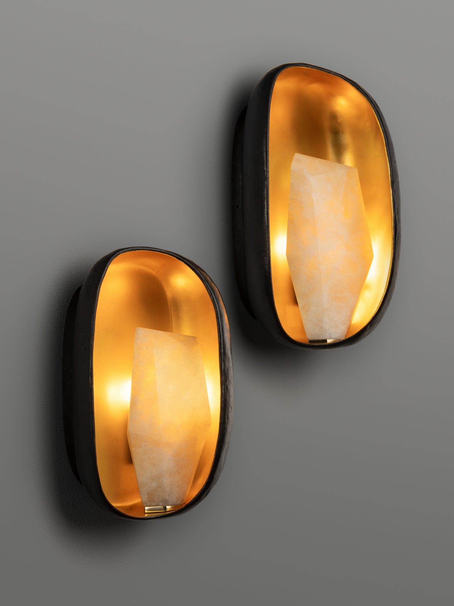 Hedra Sconce