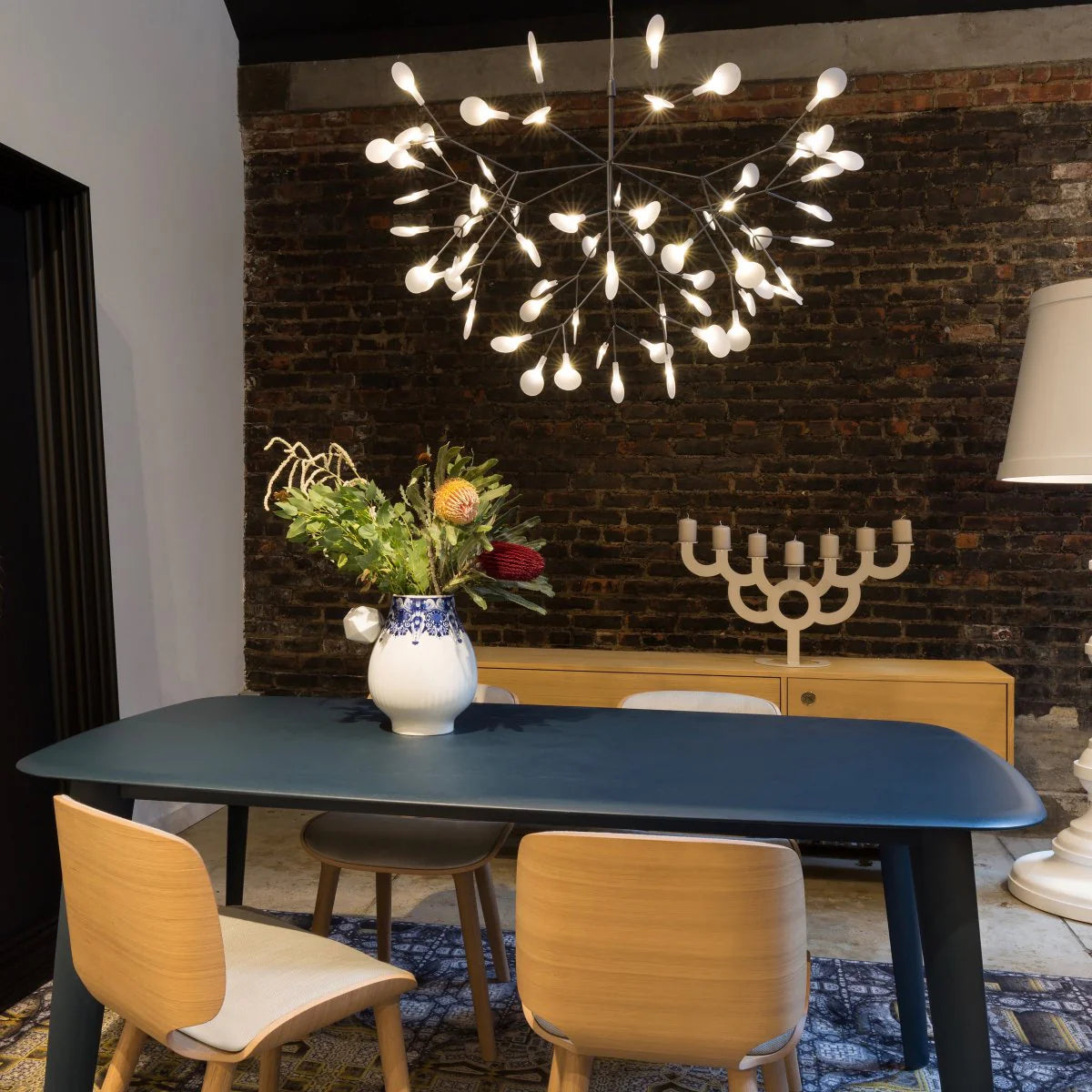 Heracleum III Suspended Light