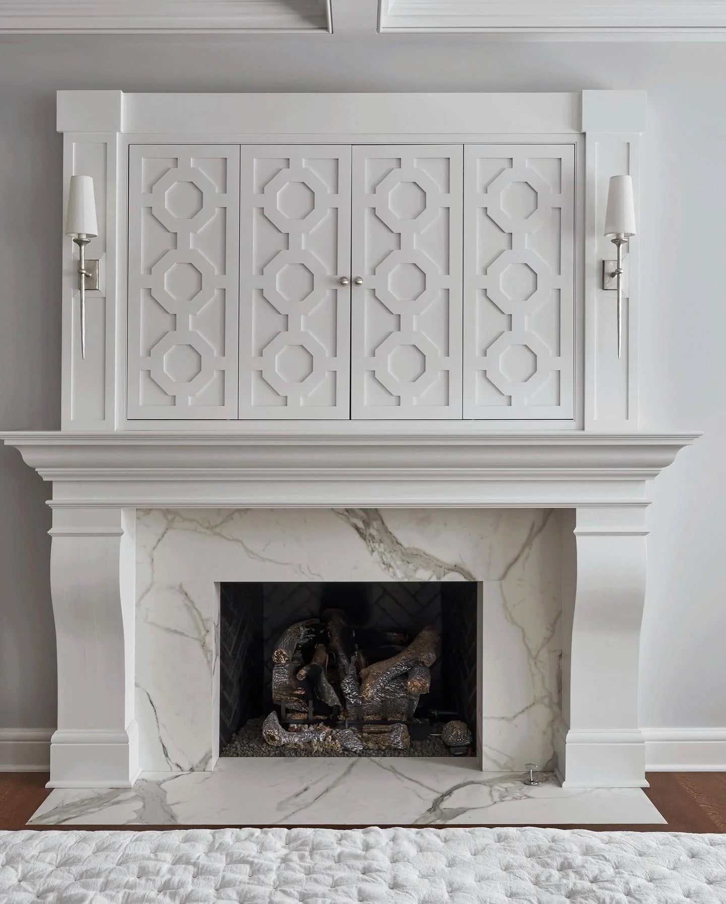 Iberia Wall Sconce