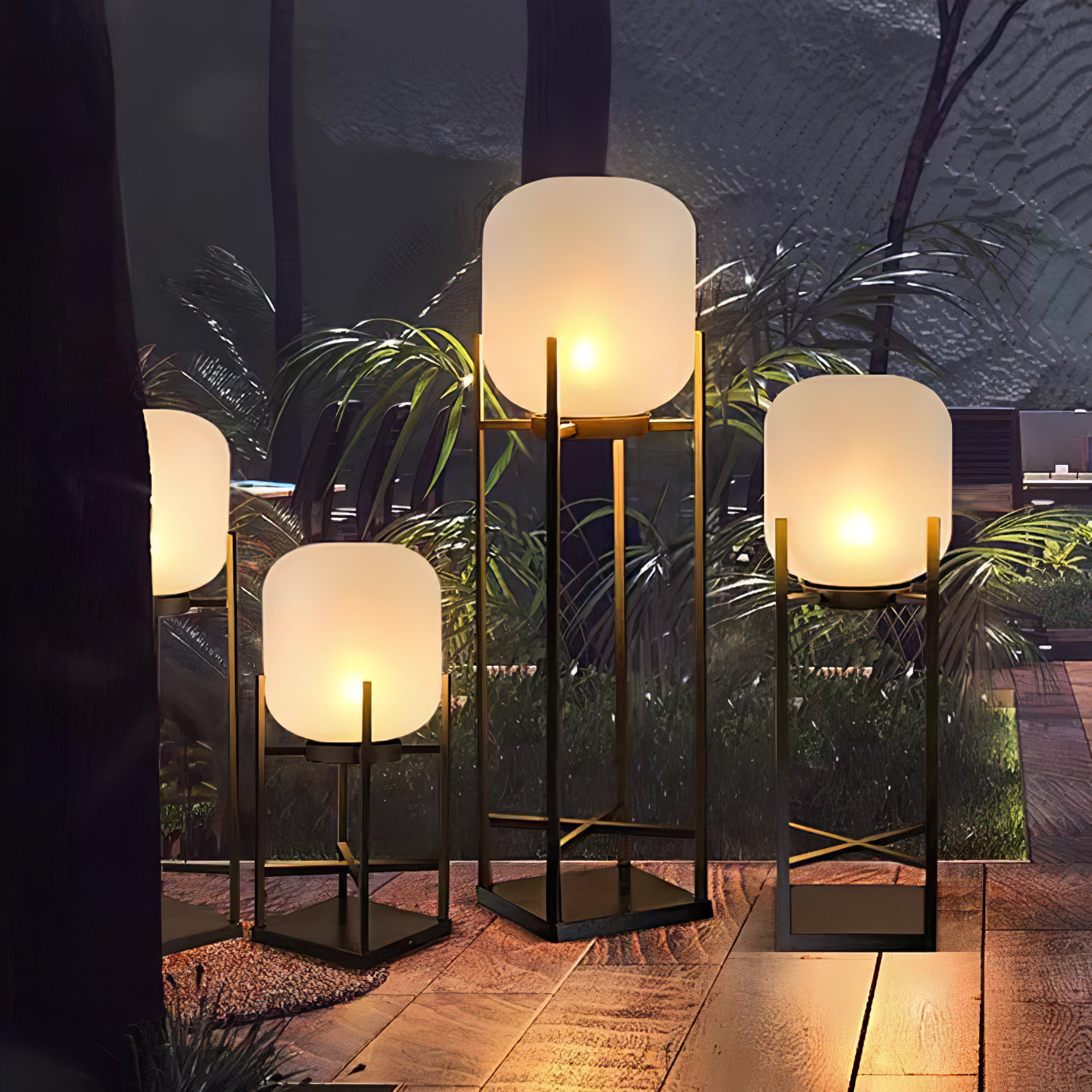 Lyn Outdoor Lighting