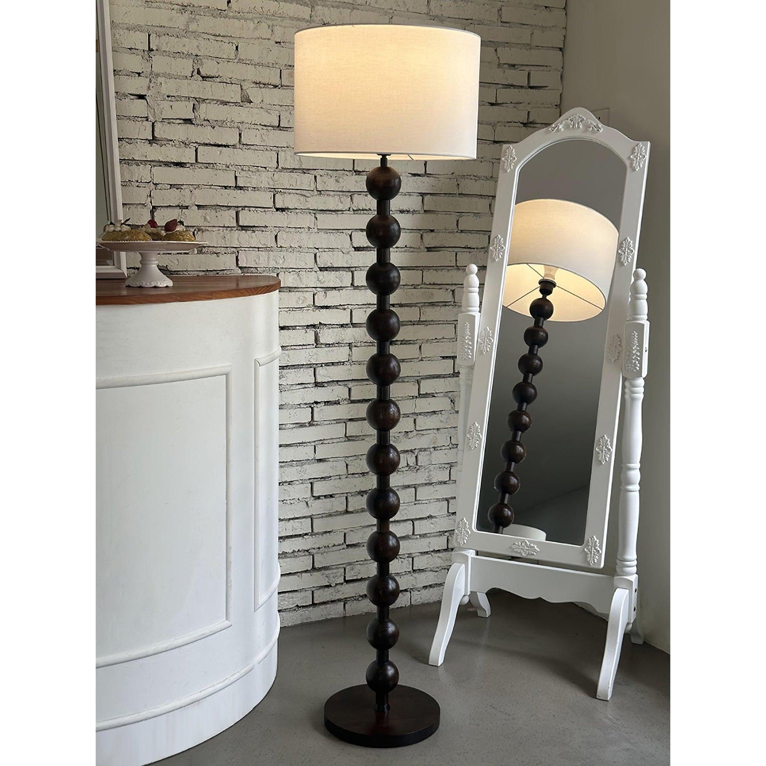 Hugo Barbell Floor Lamp
