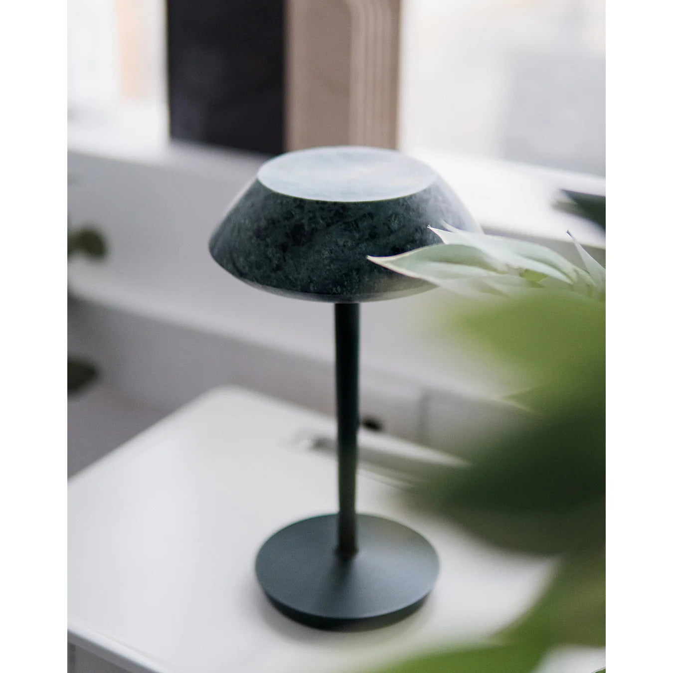 Mini Fiore Table Lamp