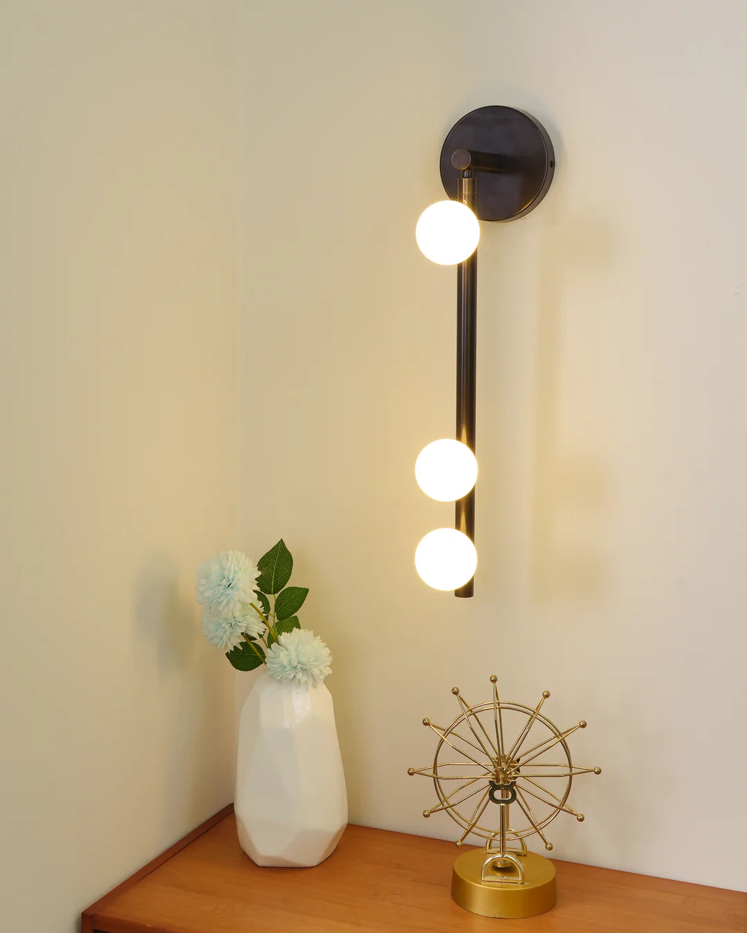Bulb Drop System Sconce