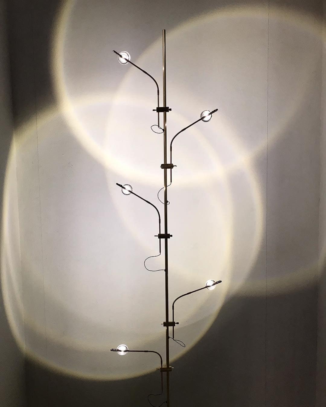 Ealand Floor Lamp