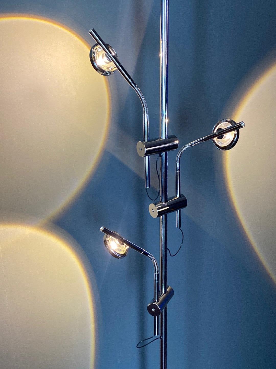 Ealand Floor Lamp