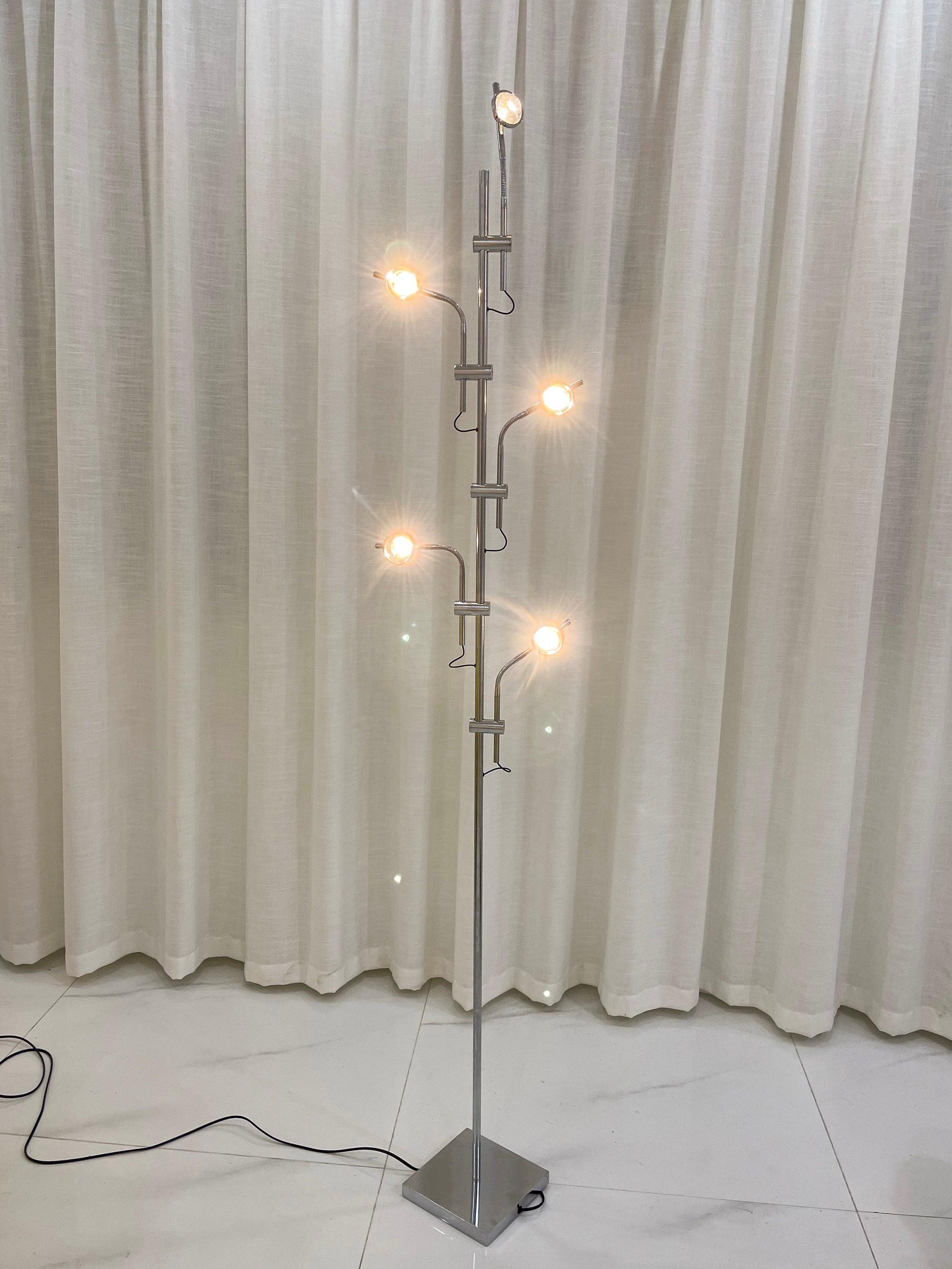 Ealand Floor Lamp