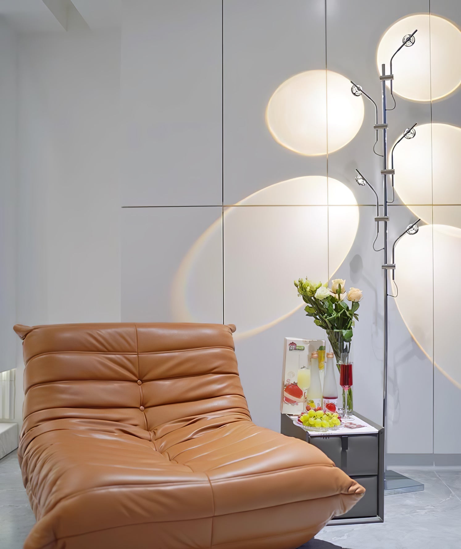 Ealand Floor Lamp