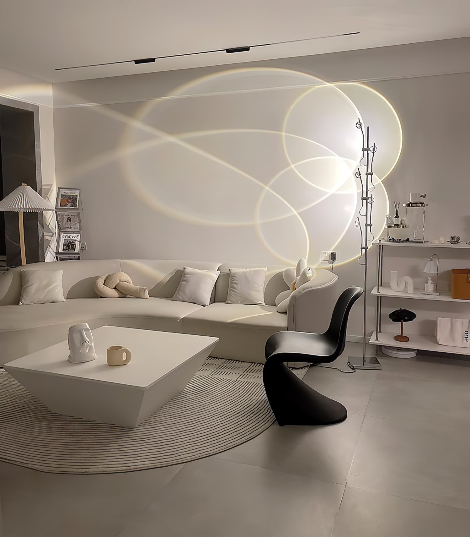 Ealand Floor Lamp