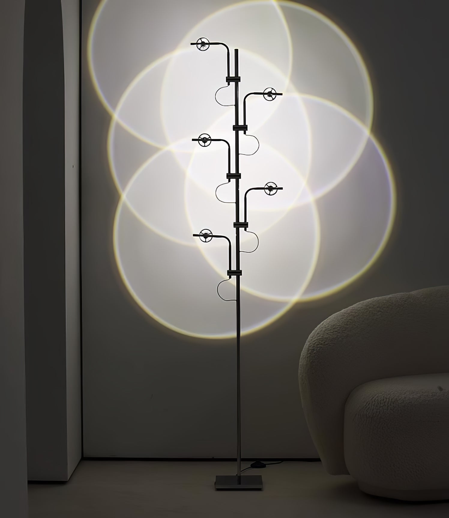Ealand Floor Lamp