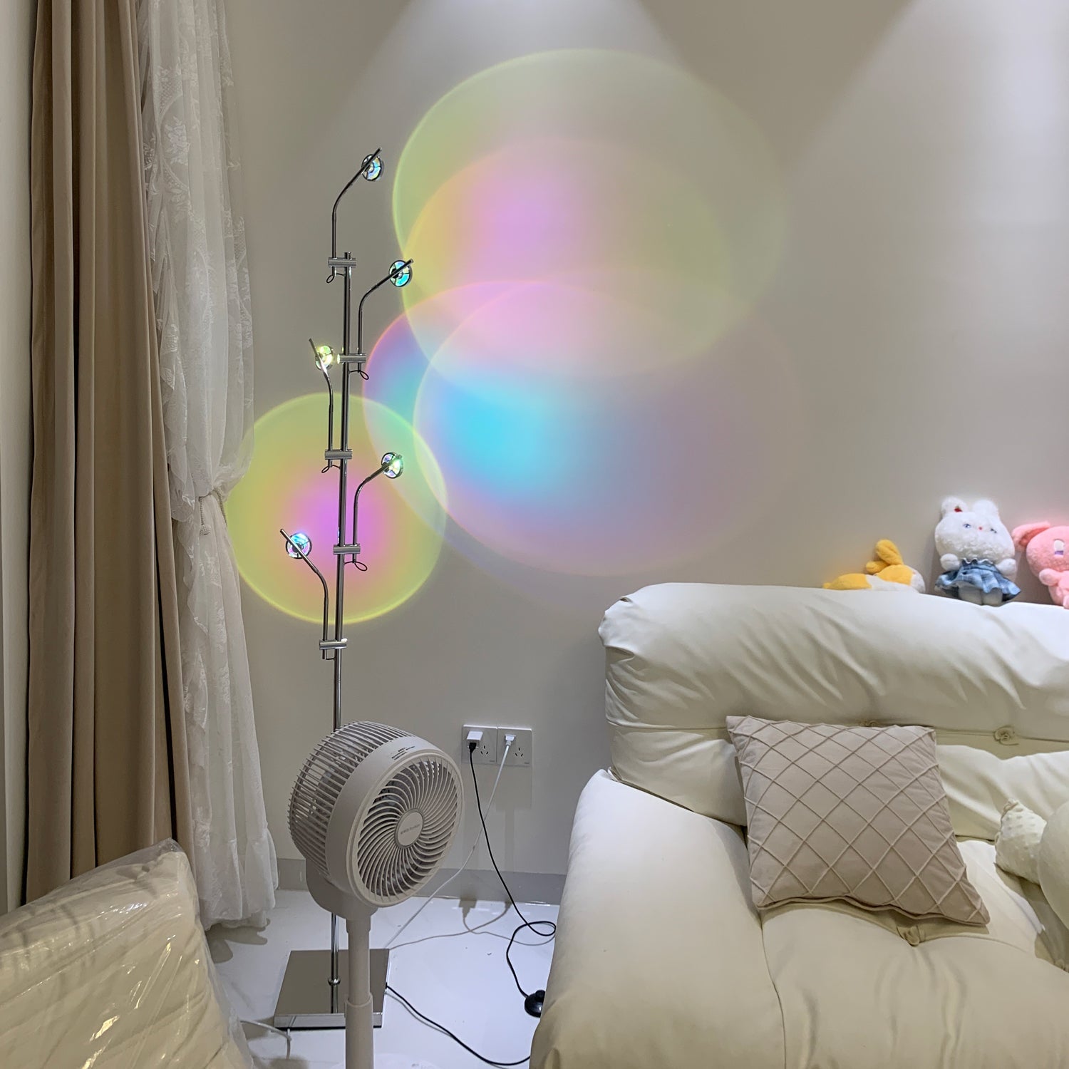 Ealand Floor Lamp