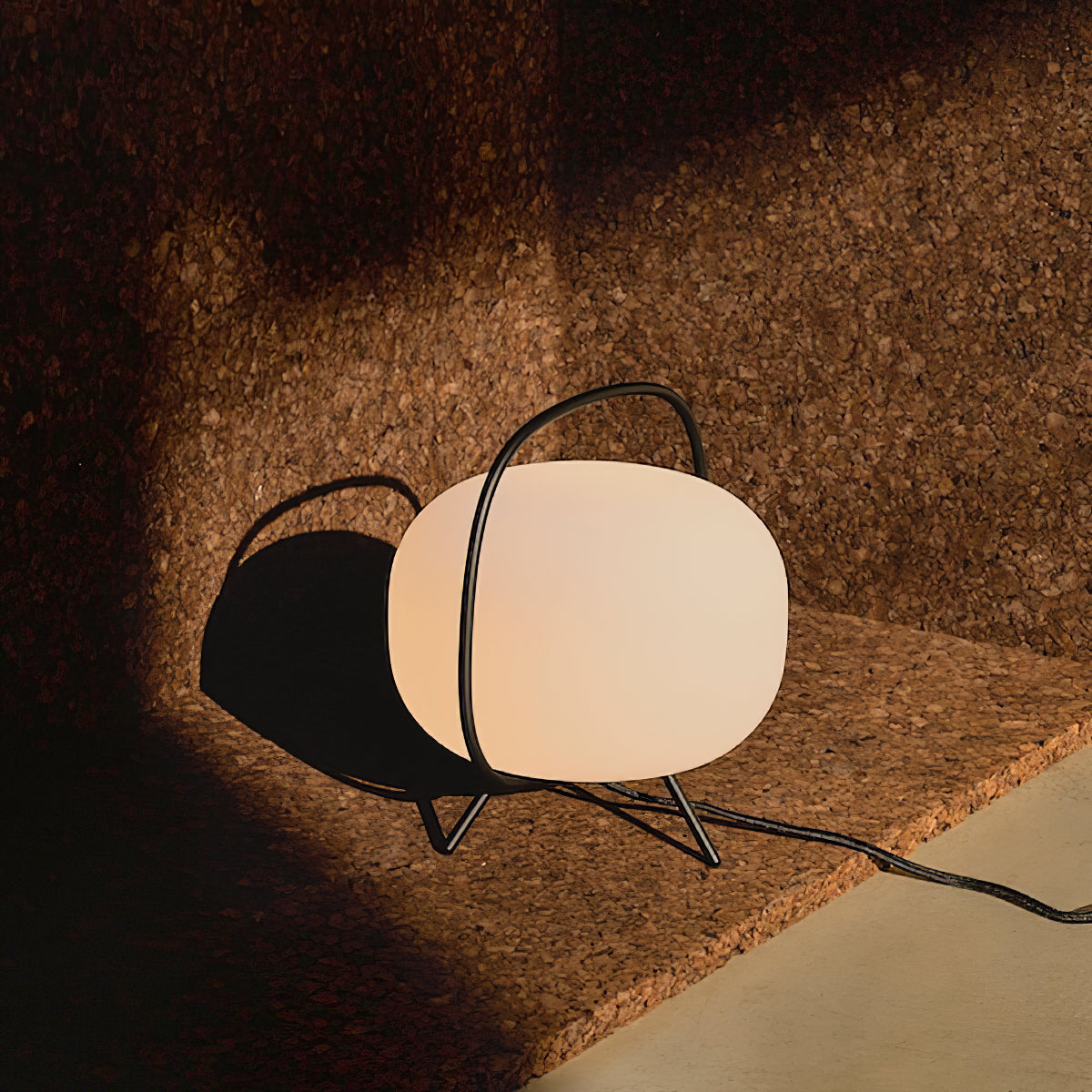 Wander Table Lamp