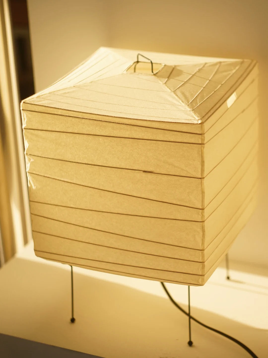 Akari 3X Table Lamp