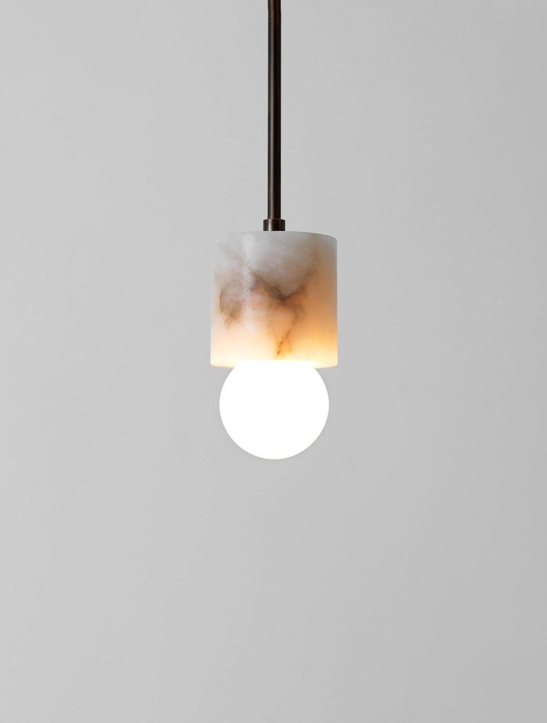 P01 Alabaster Pendant Lamp