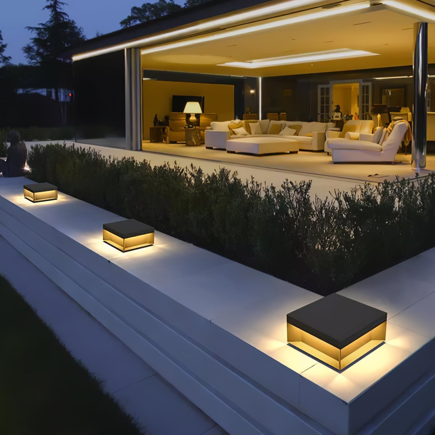 Zek Outdoor Lighting