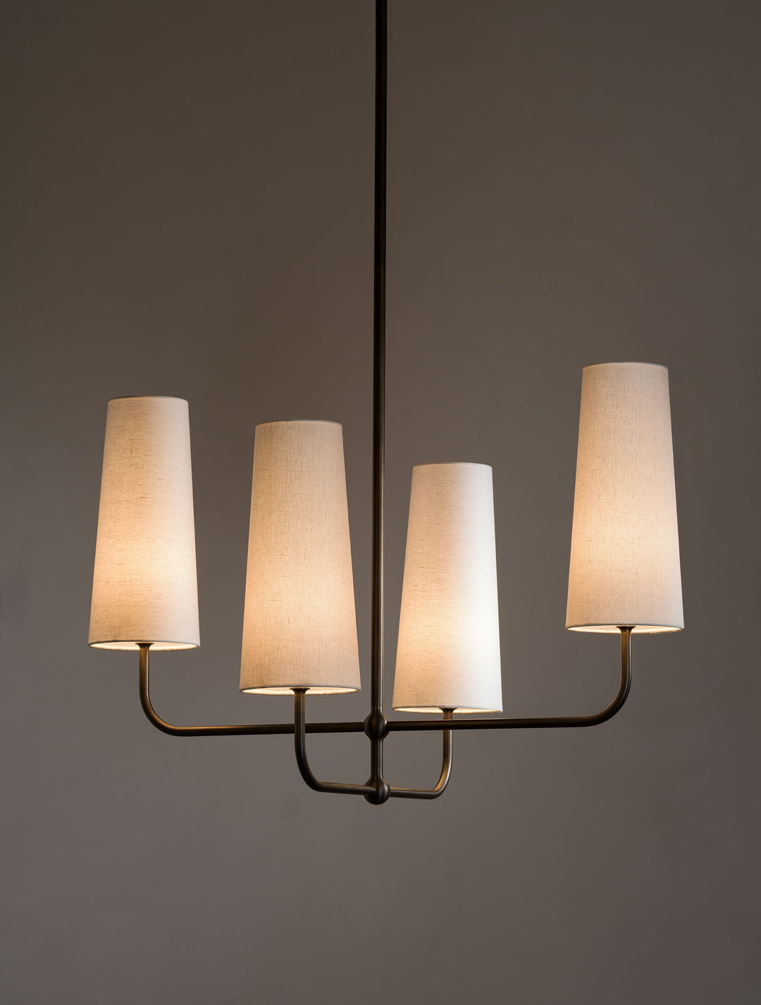 Bola Chandelier
