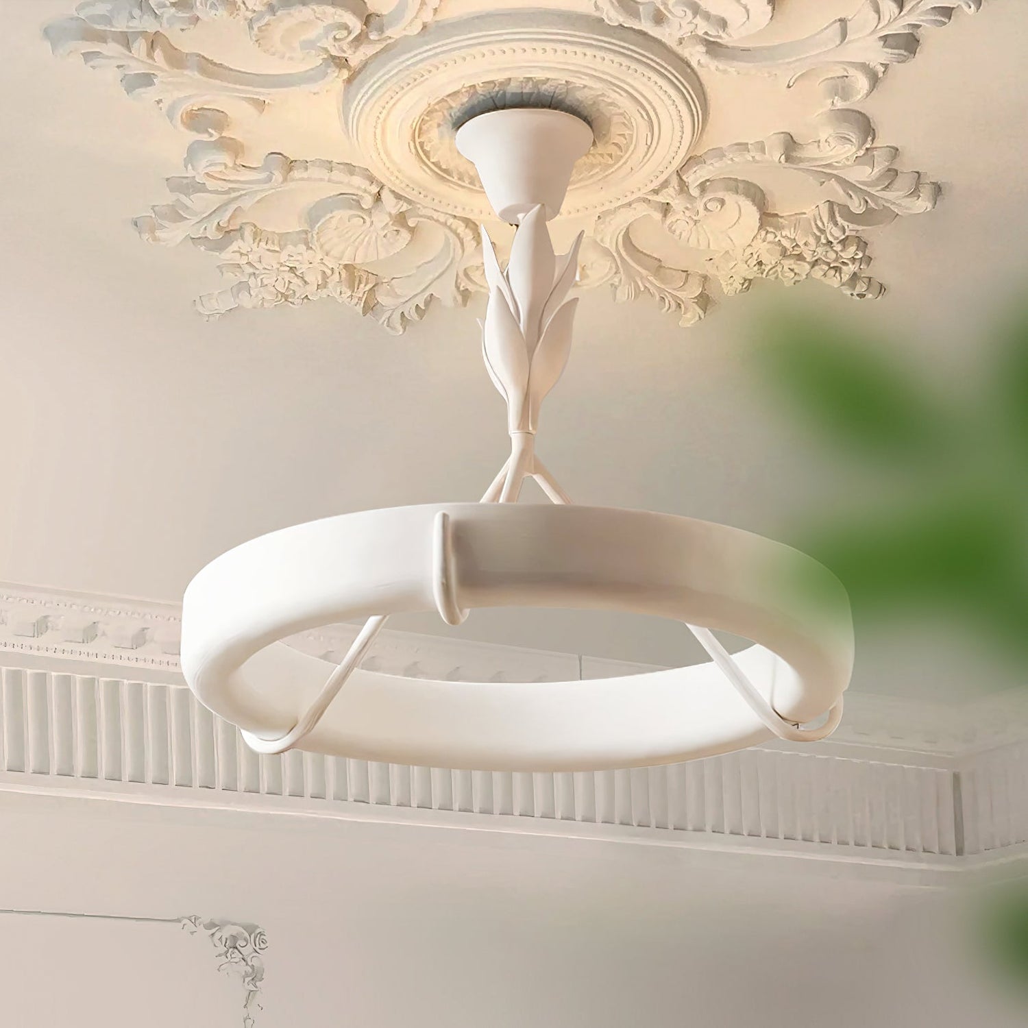 Flora Ottilia Chandelier