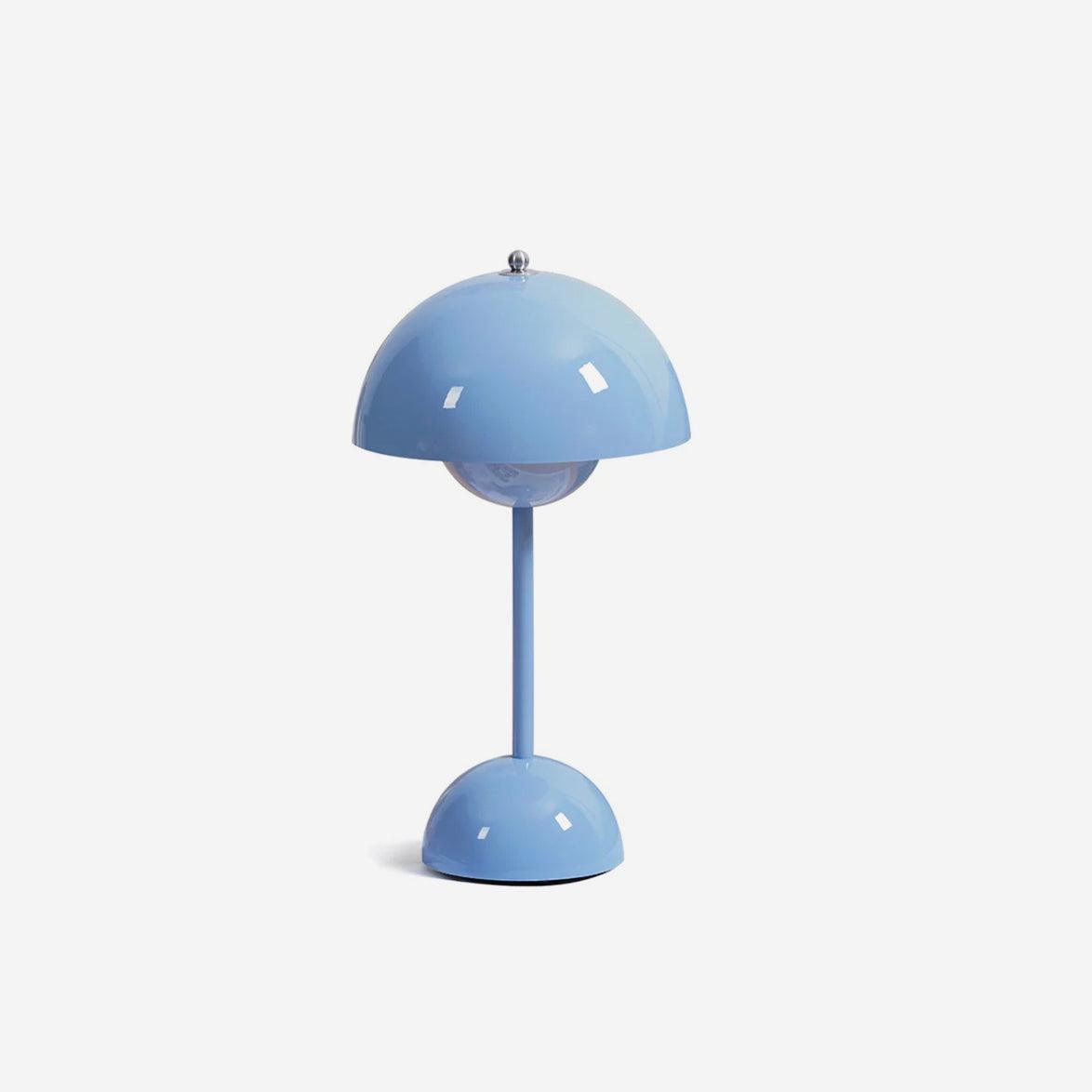 Flowerpot VP9 Table Lamp