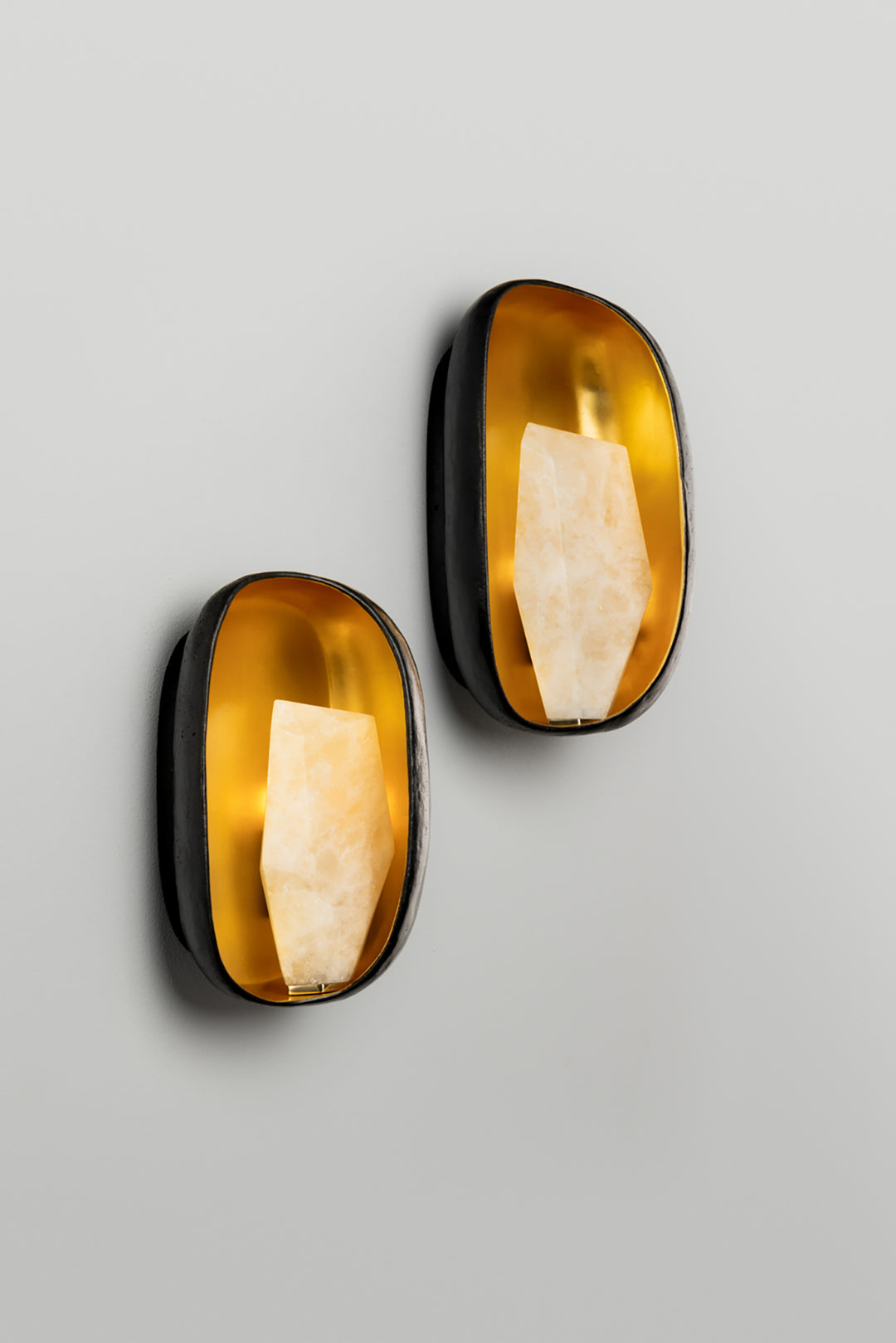Hedra Sconce