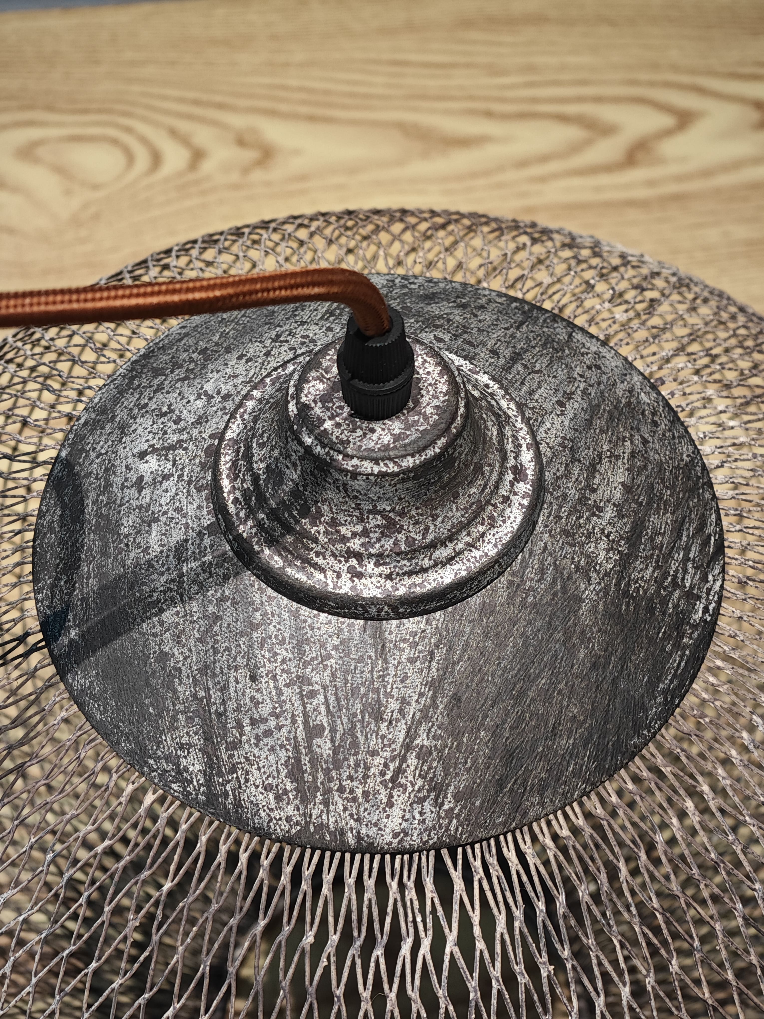 Lanister Mesh Pendant Light