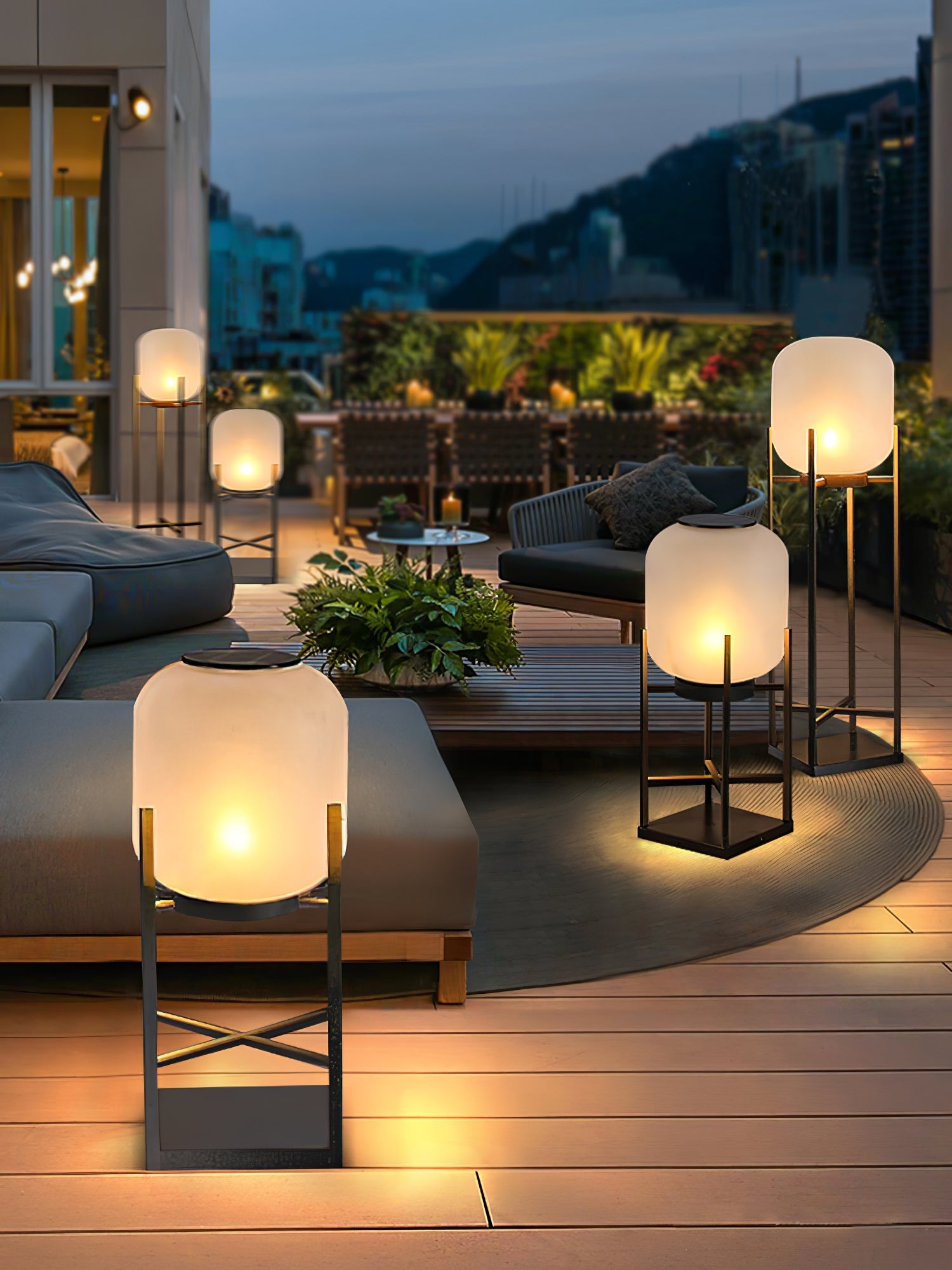 Lyn Outdoor Lighting