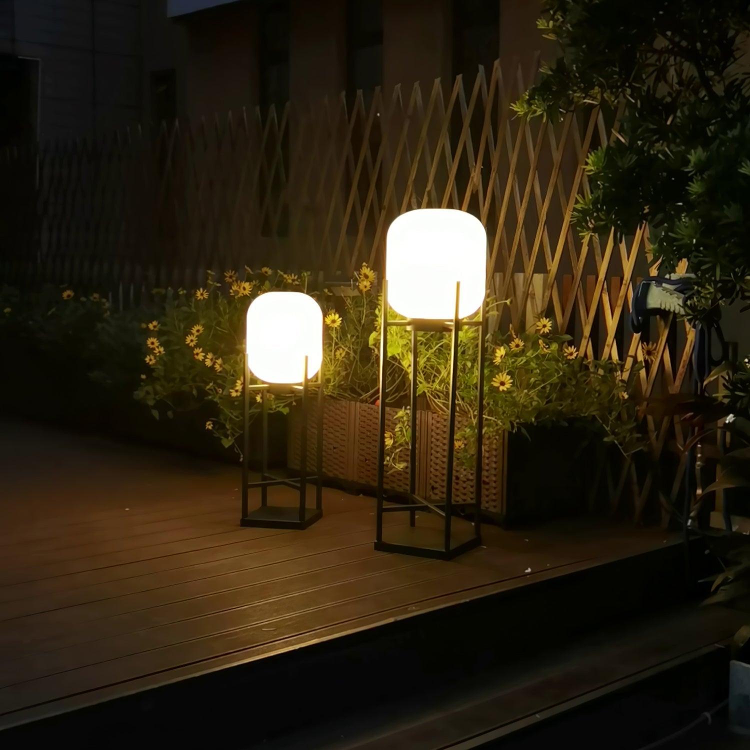Lyn Outdoor Lighting