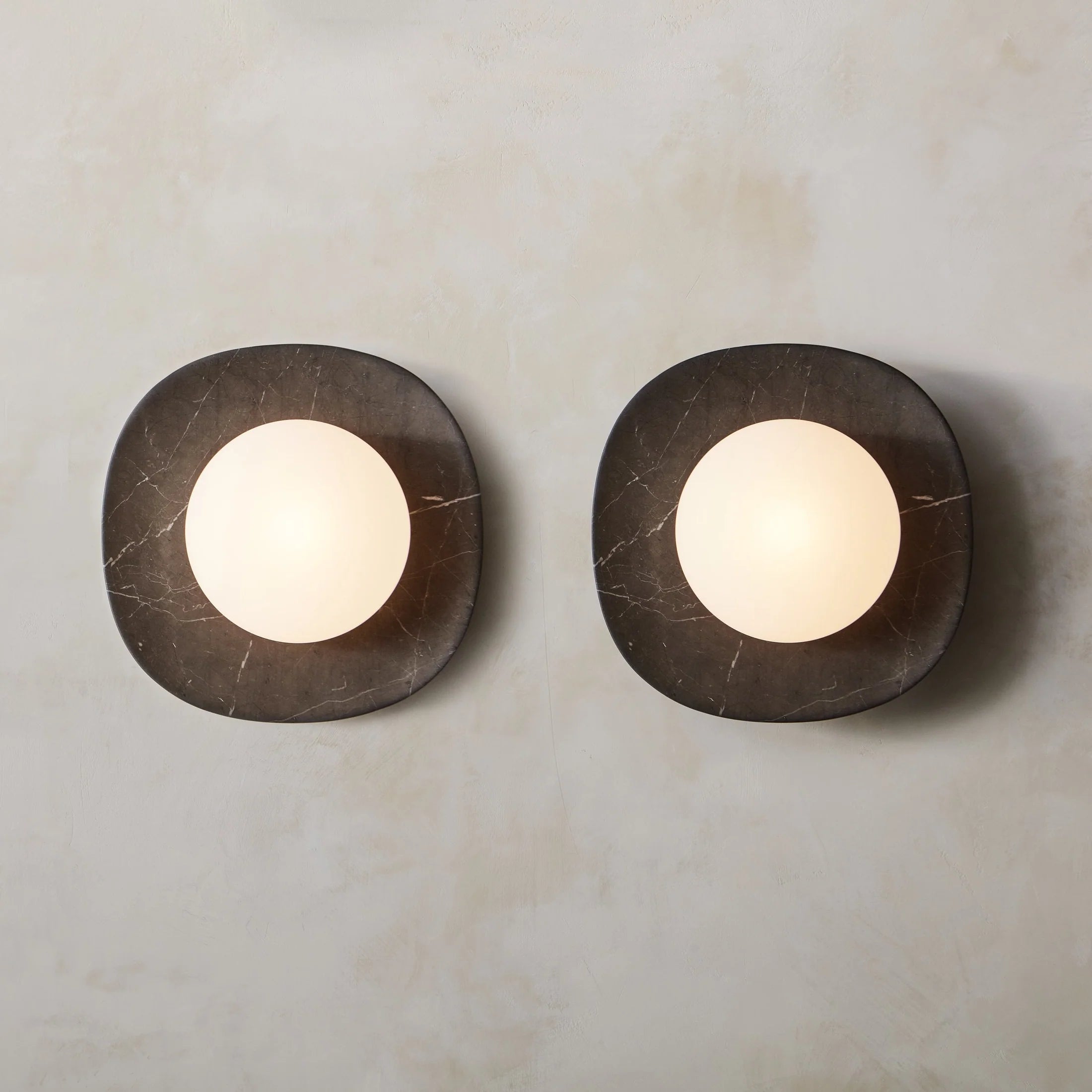Naga Wall Lamp
