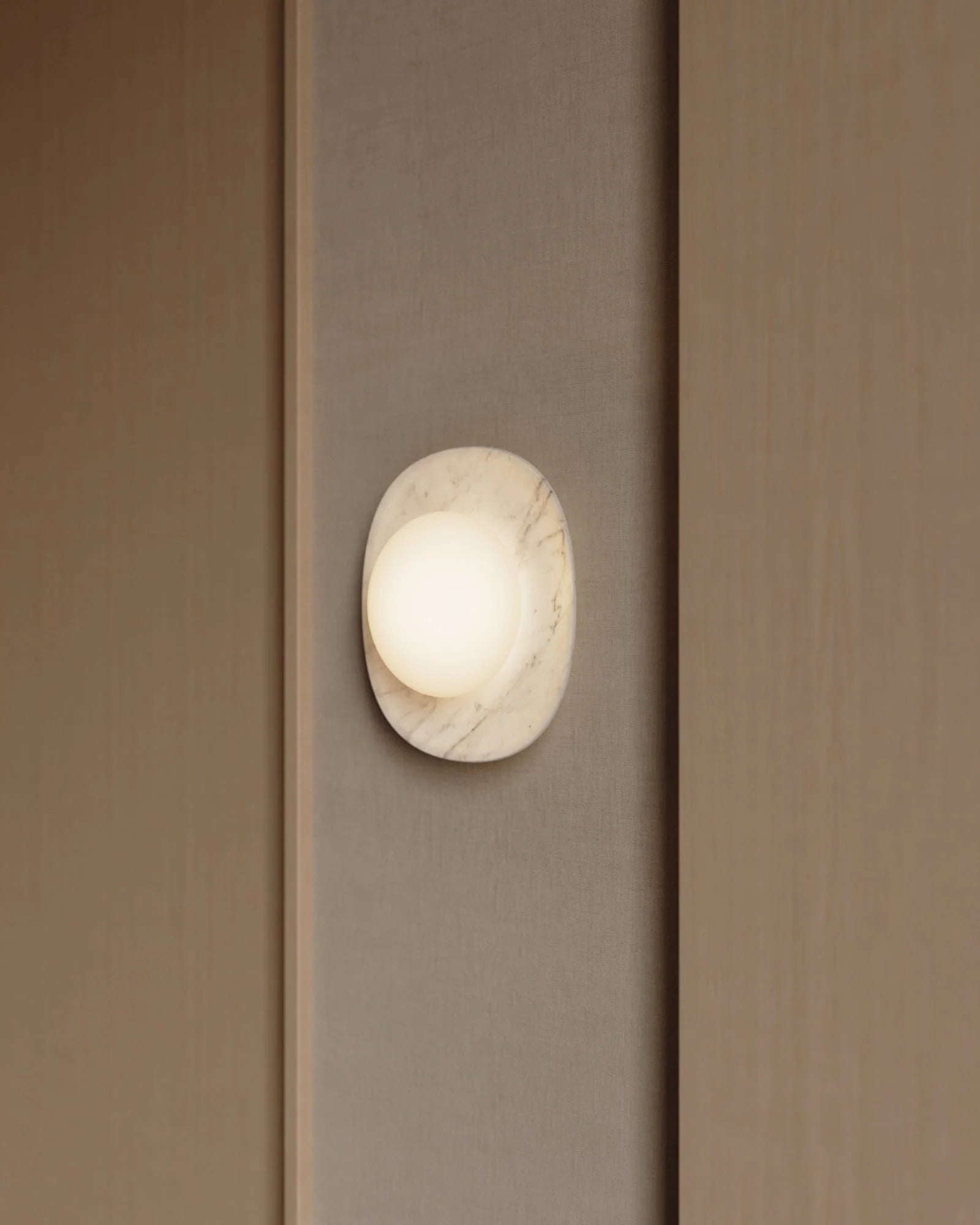Naga Wall Lamp