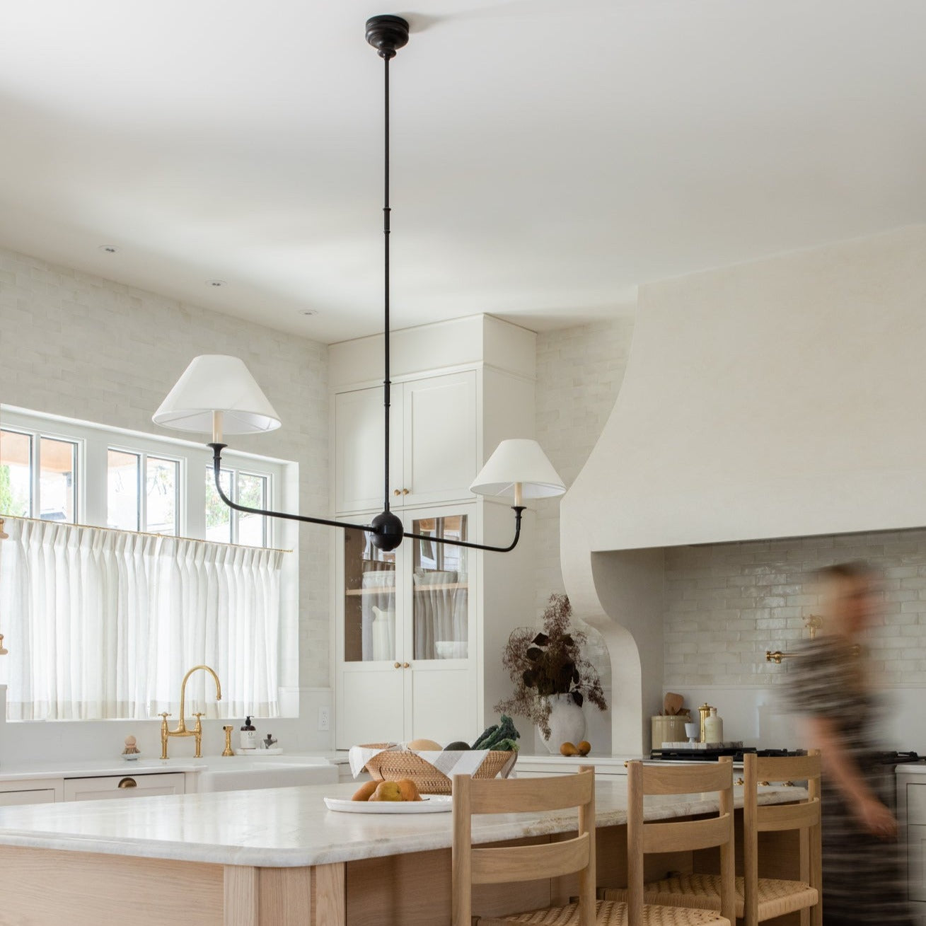 Piaf Linear Pendant Light