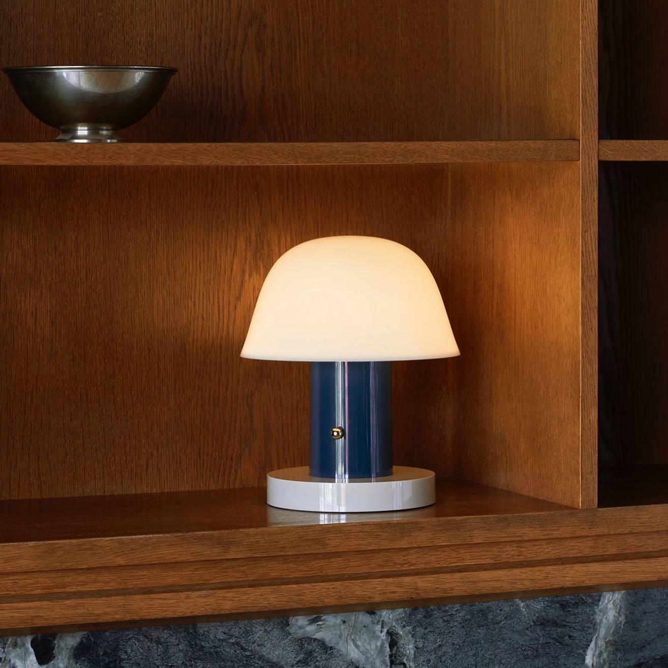 Setago Table Lamp