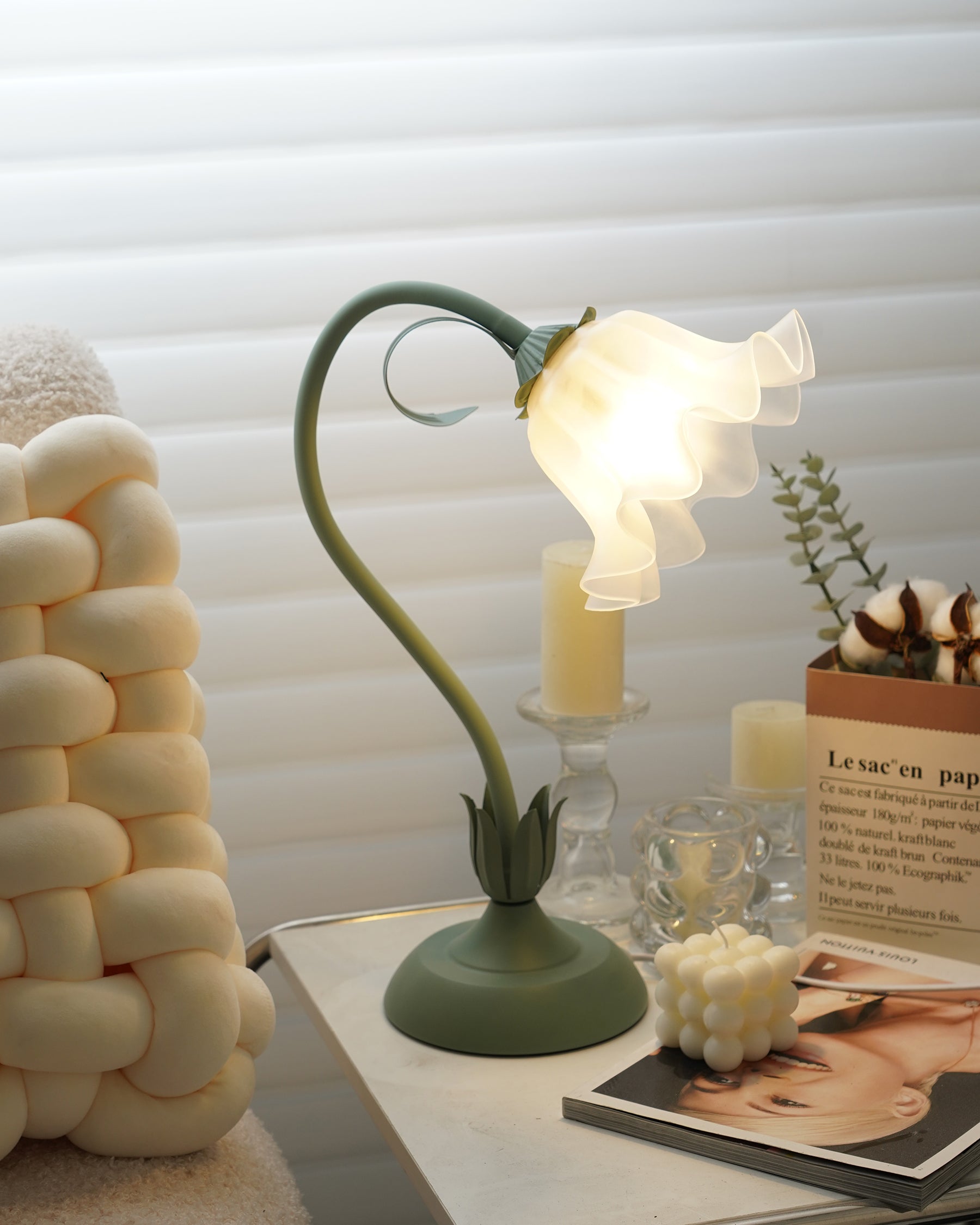 Lily of the Valley Table Lamp