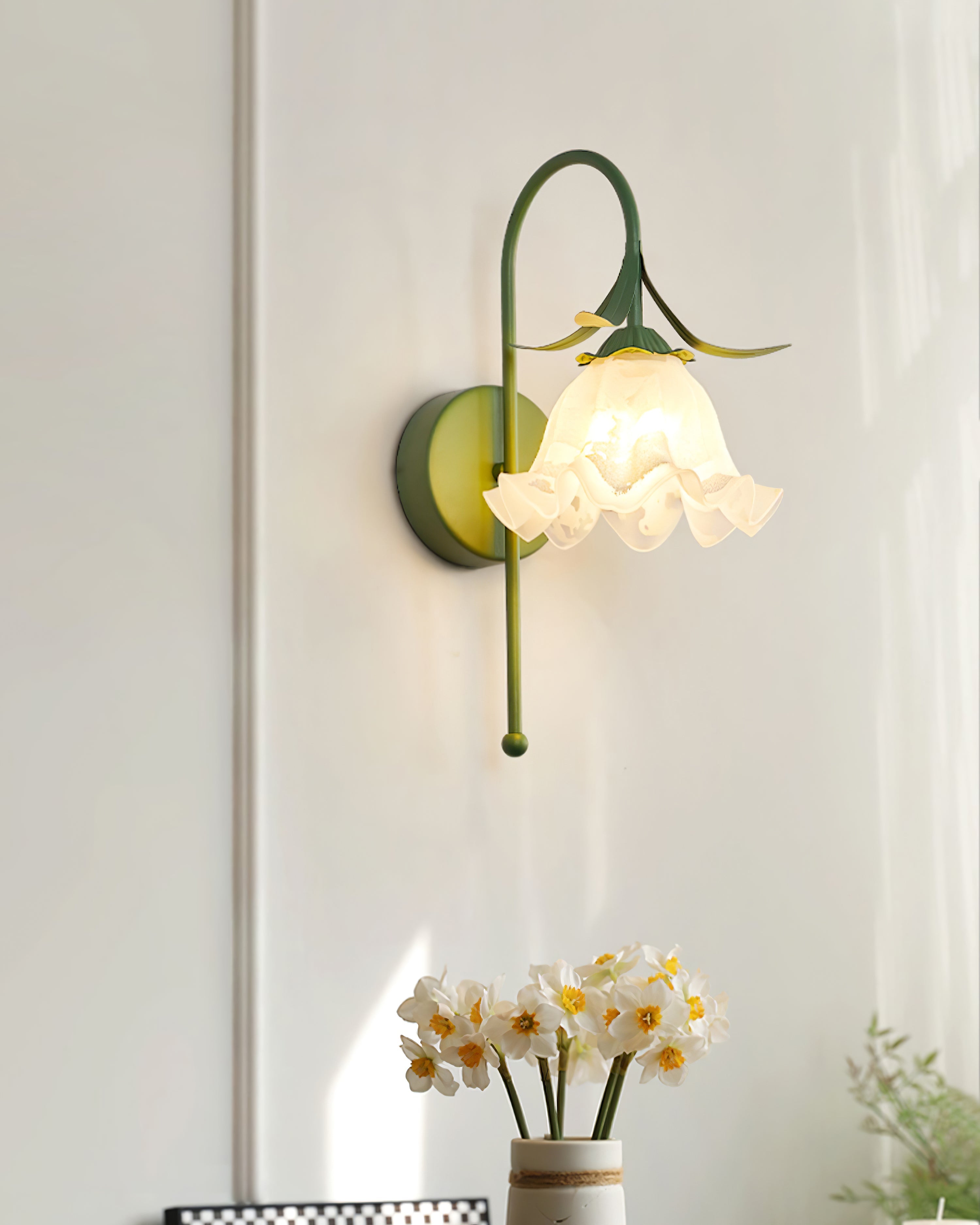 Lily of the Valley Wall Scone